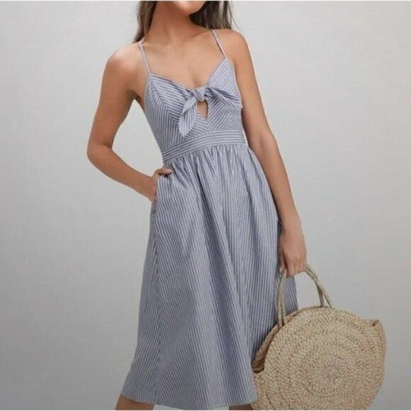 Lulus Joyful Days Blue & White Striped Knotted Front Midi Strappy Dress S NWOT - Picture 2 of 12